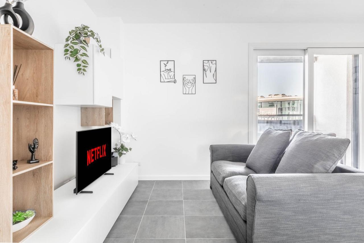 Harmony House - Rho Fiera 6Min - Free Parking - Terrace Lägenhet Milano Exteriör bild
