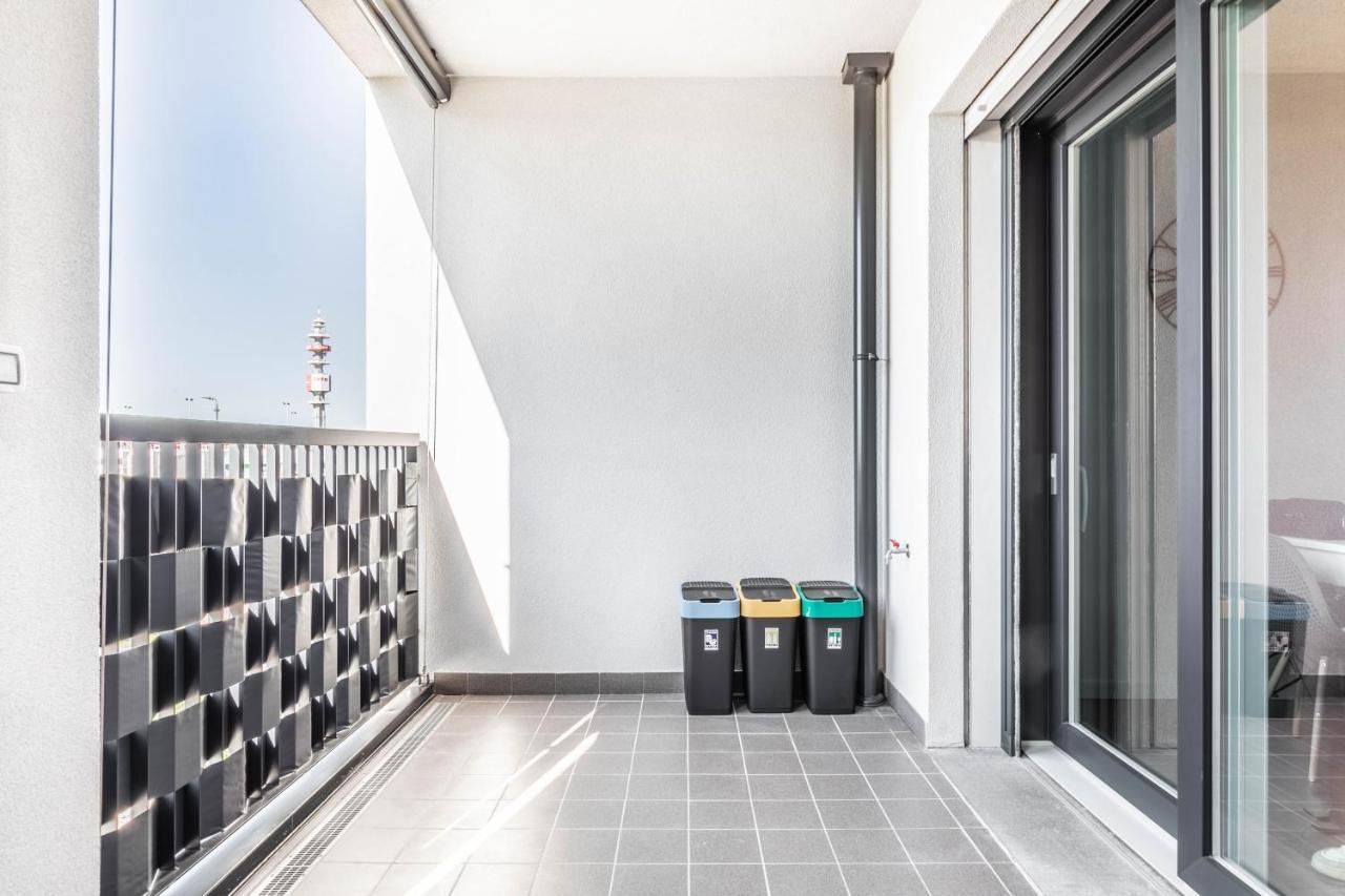Harmony House - Rho Fiera 6Min - Free Parking - Terrace Lägenhet Milano Exteriör bild